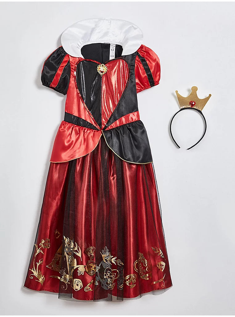 COSTUME: QUEEN OF HEARTS